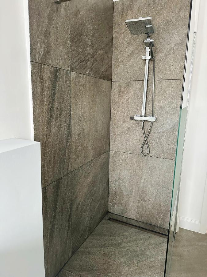 Zentralmoers 140M2 Hbf Nah Apartment Luaran gambar
