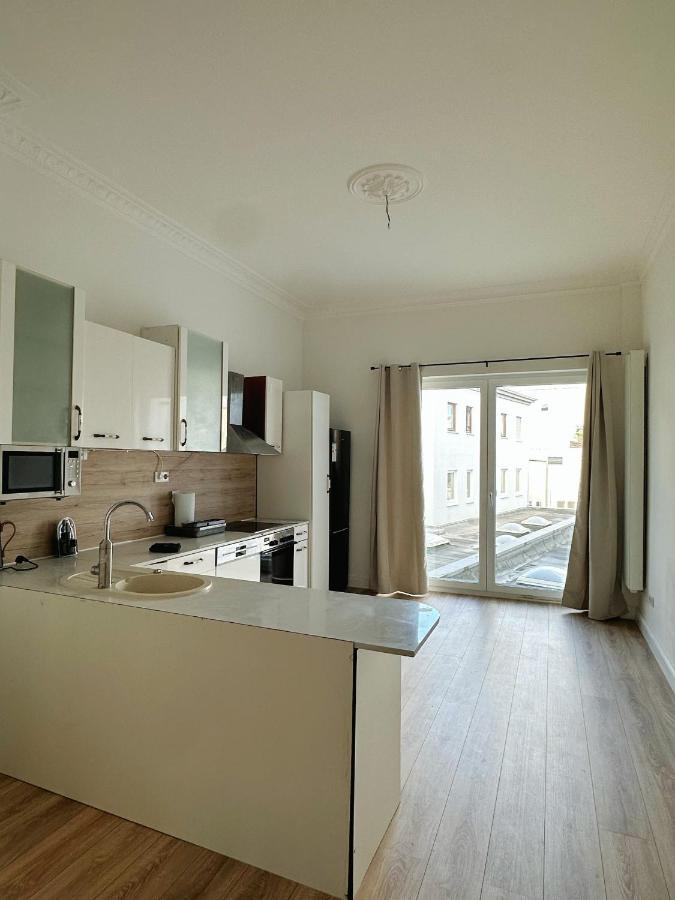 Zentralmoers 140M2 Hbf Nah Apartment Luaran gambar